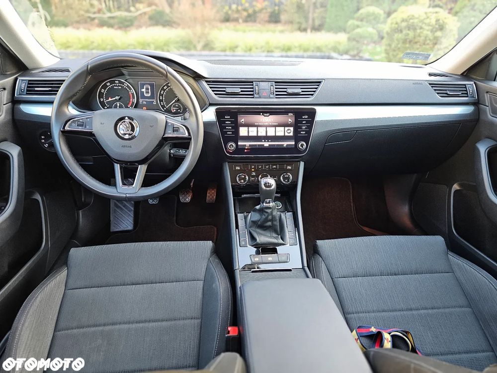Skoda Superb 1.5 TSI Ambition - 27