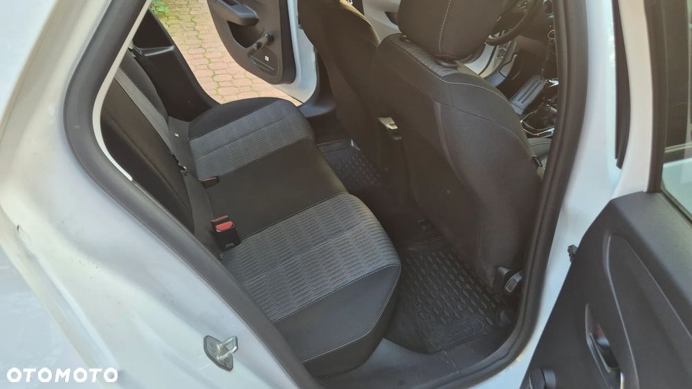 Opel Corsa 1.2 Edition S&S - 4