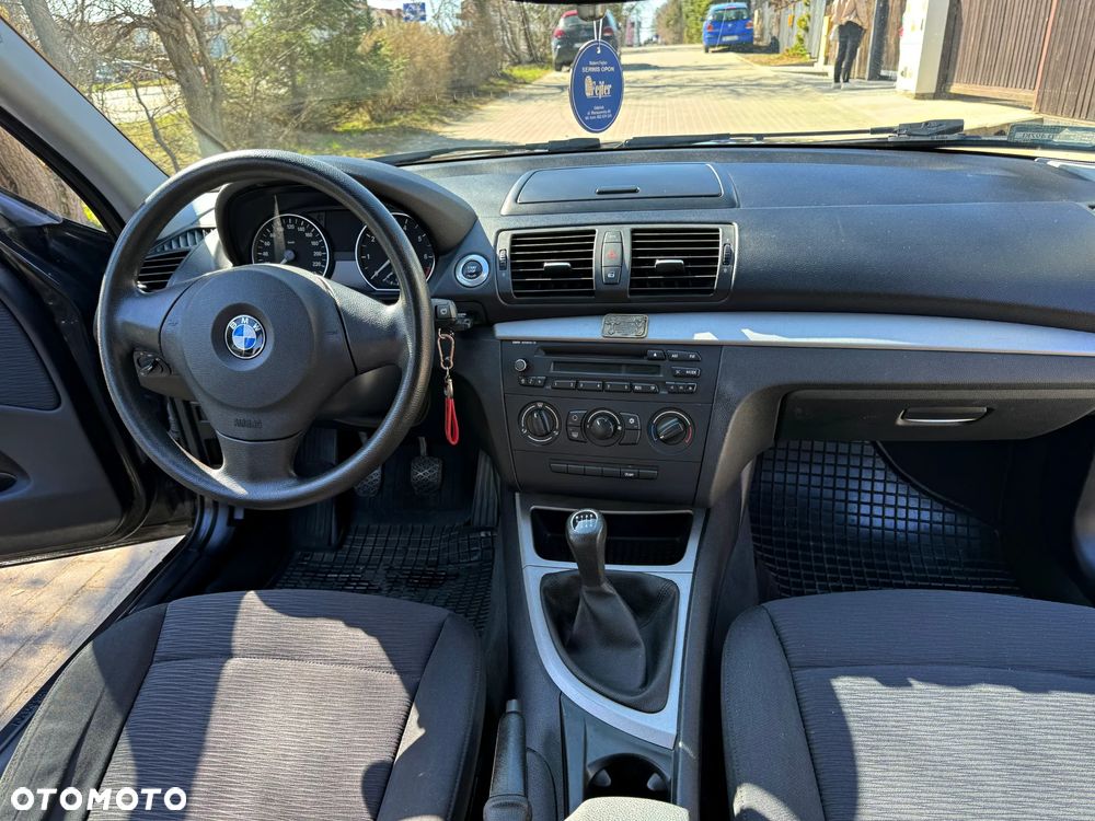 BMW Seria 1 - 16