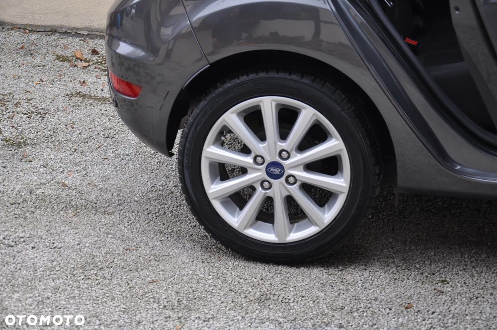 Ford Fiesta - 8