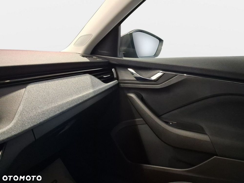Skoda Scala 1.0 TSI Selection DSG - 33