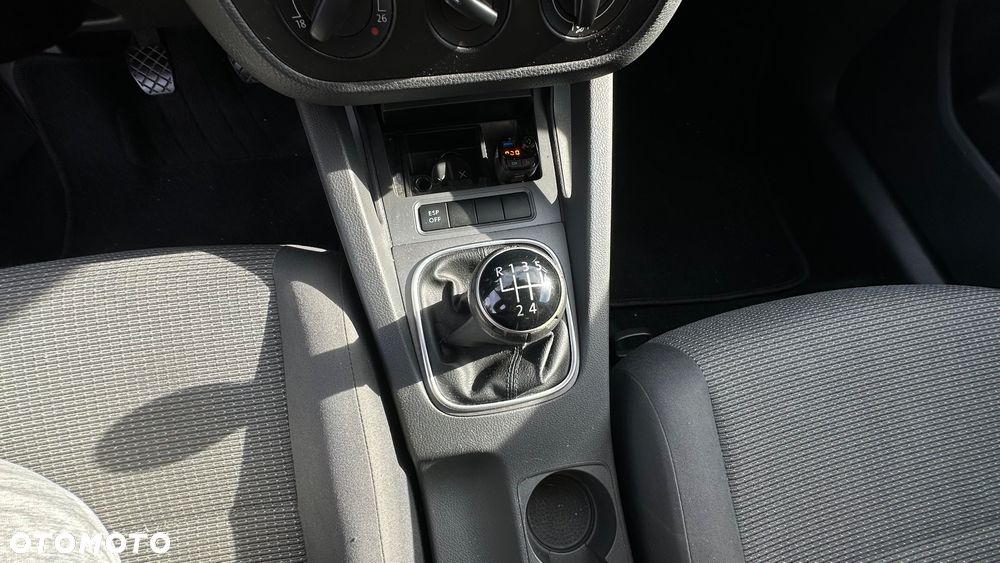 Volkswagen Jetta 1.9 TDI Trendline - 17