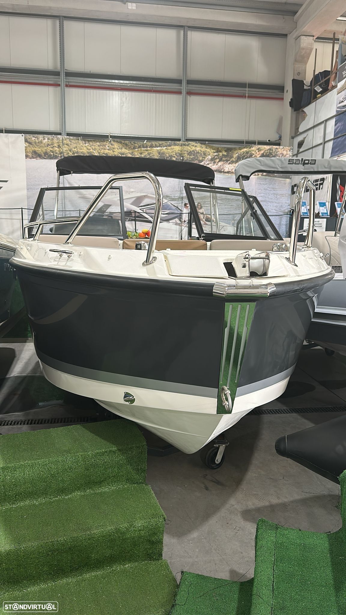 Quicksilver 555 Bow Rider - 1