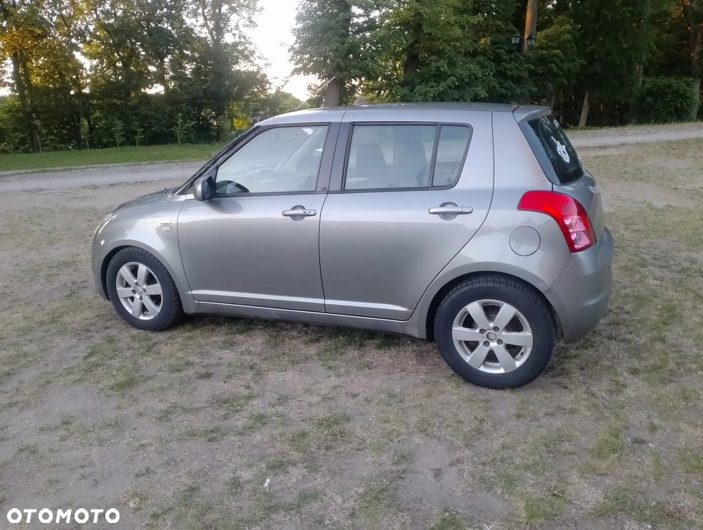 Suzuki Swift 1.3 Comfort dance - 6