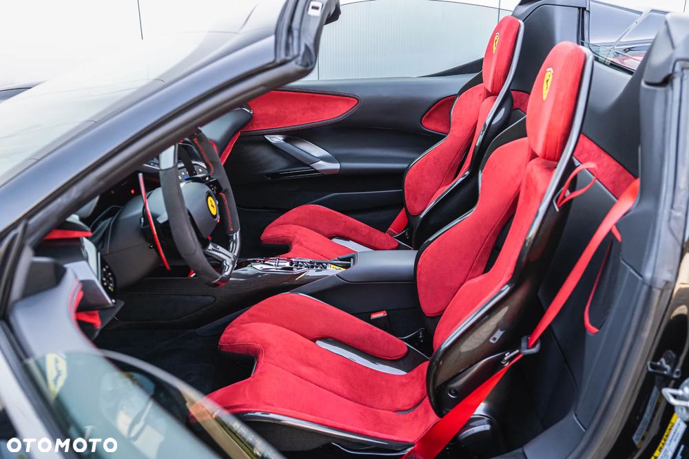 Ferrari SF90 Spider - 22