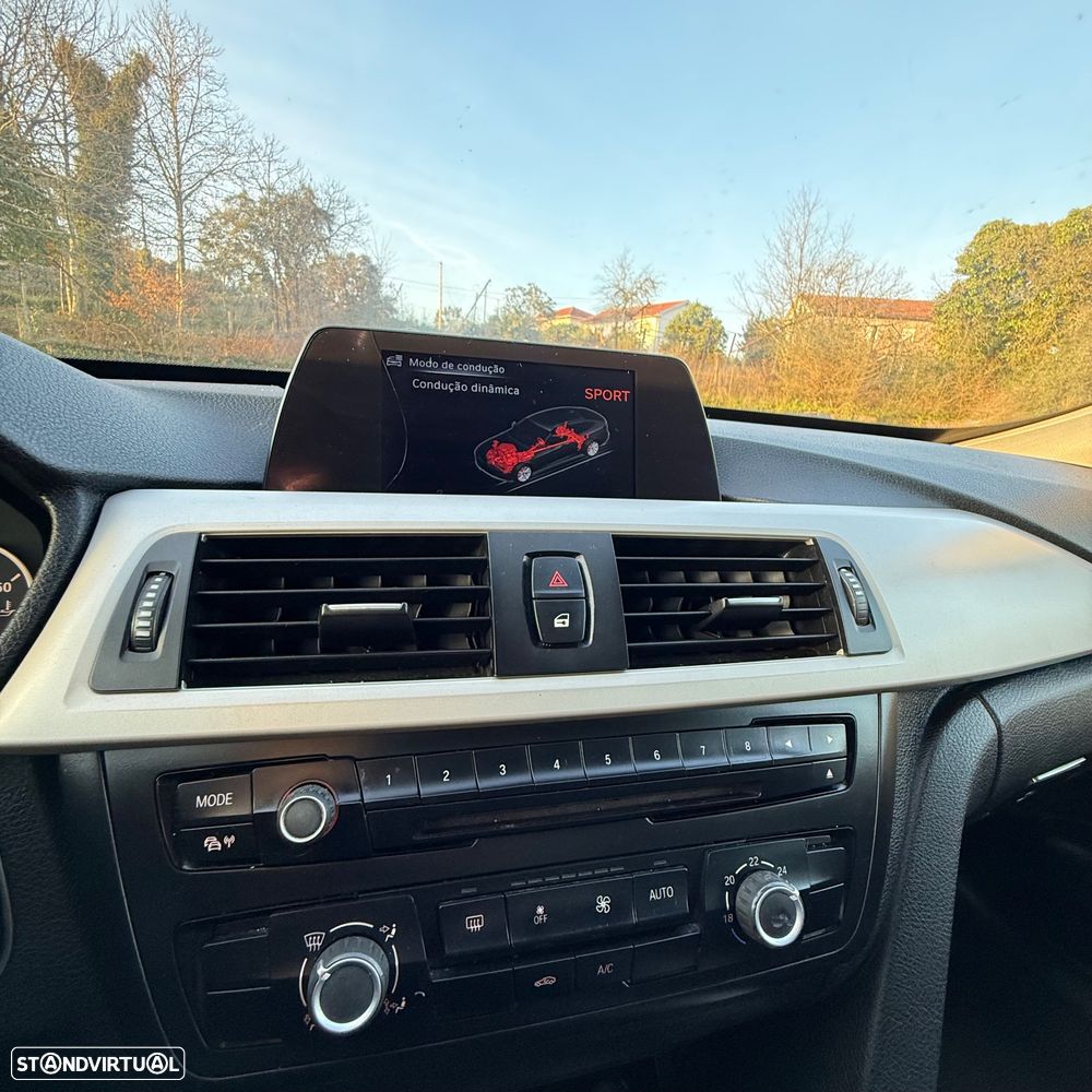 BMW 318 Gran Turismo d Sport Line - 9