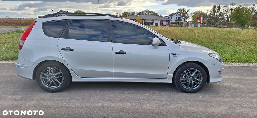 Hyundai i30 i30cw 1.4 blue Comfort - 4