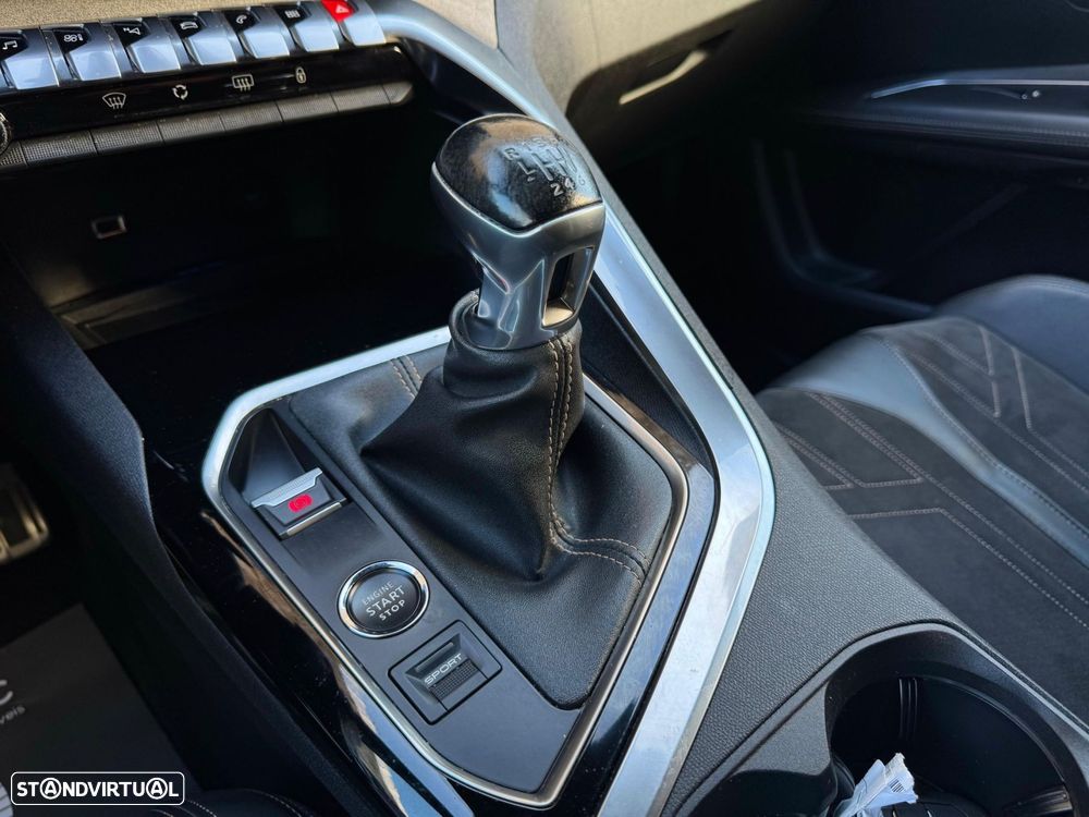 Peugeot 3008 1.2 PureTech GT - 41