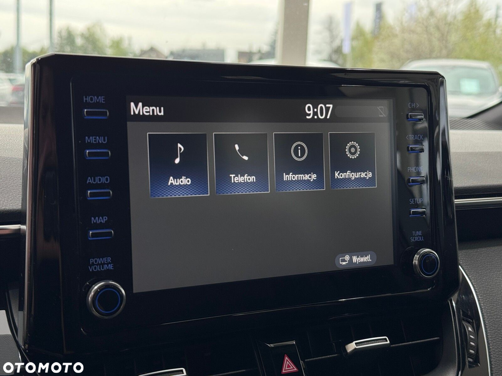 Toyota Corolla - 30