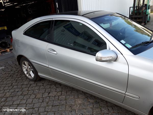 Vidro Porta Frente Direita Mercedes-Benz C-Class Coupe Sport (Cl203) - 1