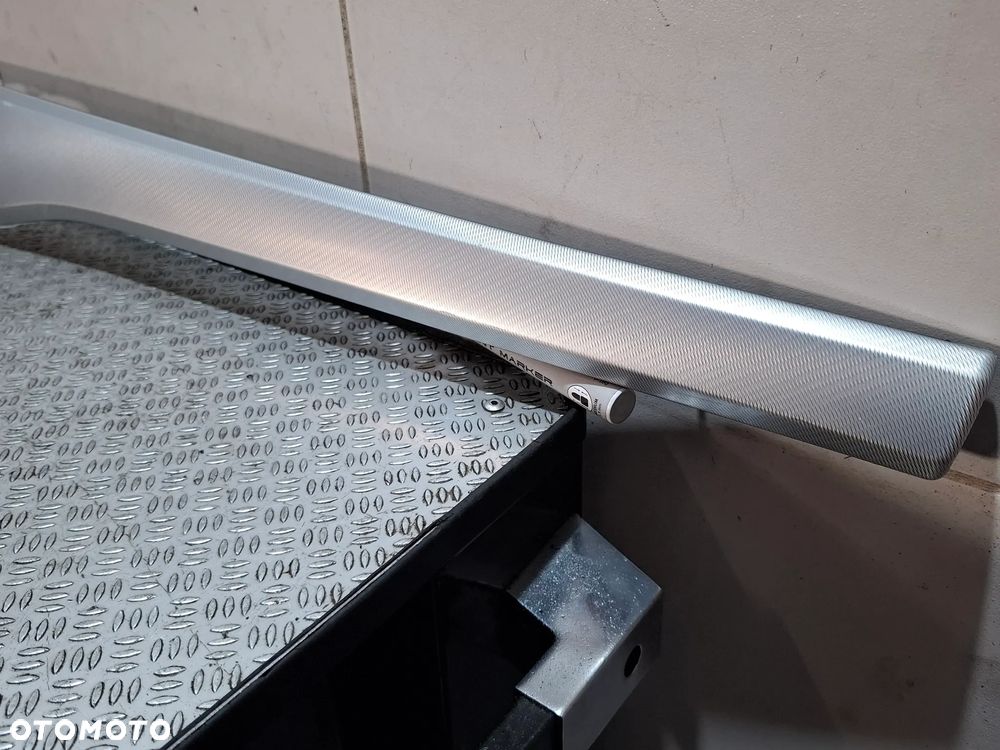 Dekor deski kokpitu Audi A4B9 Rok 2016 komplet - 4