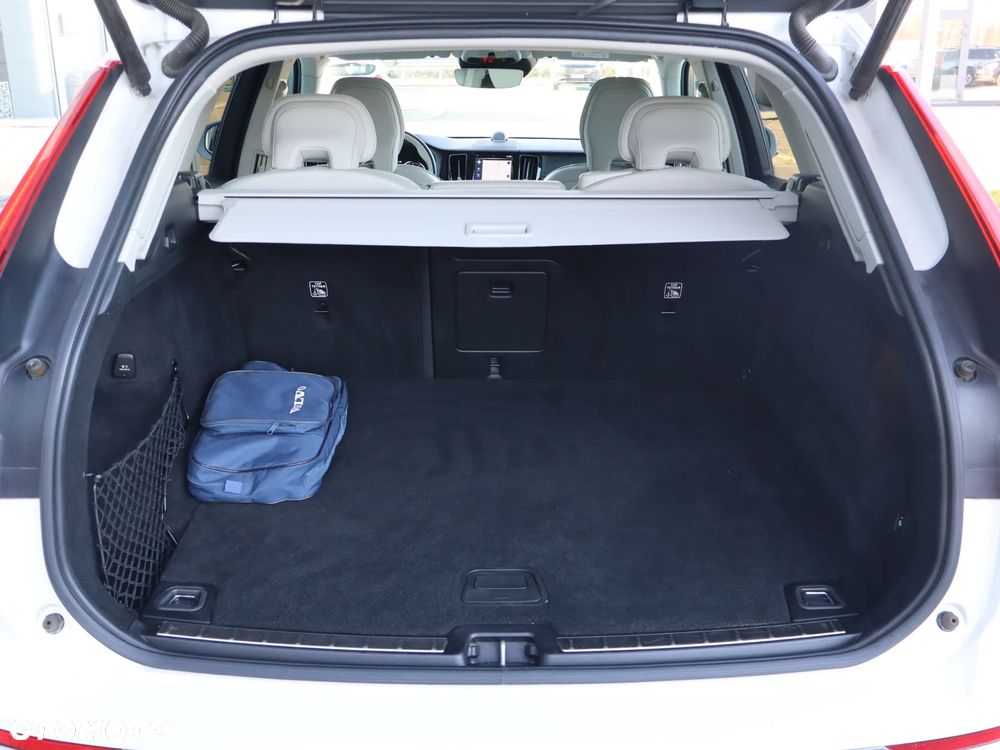 Volvo XC 60 B6 B AWD Inscription - 17