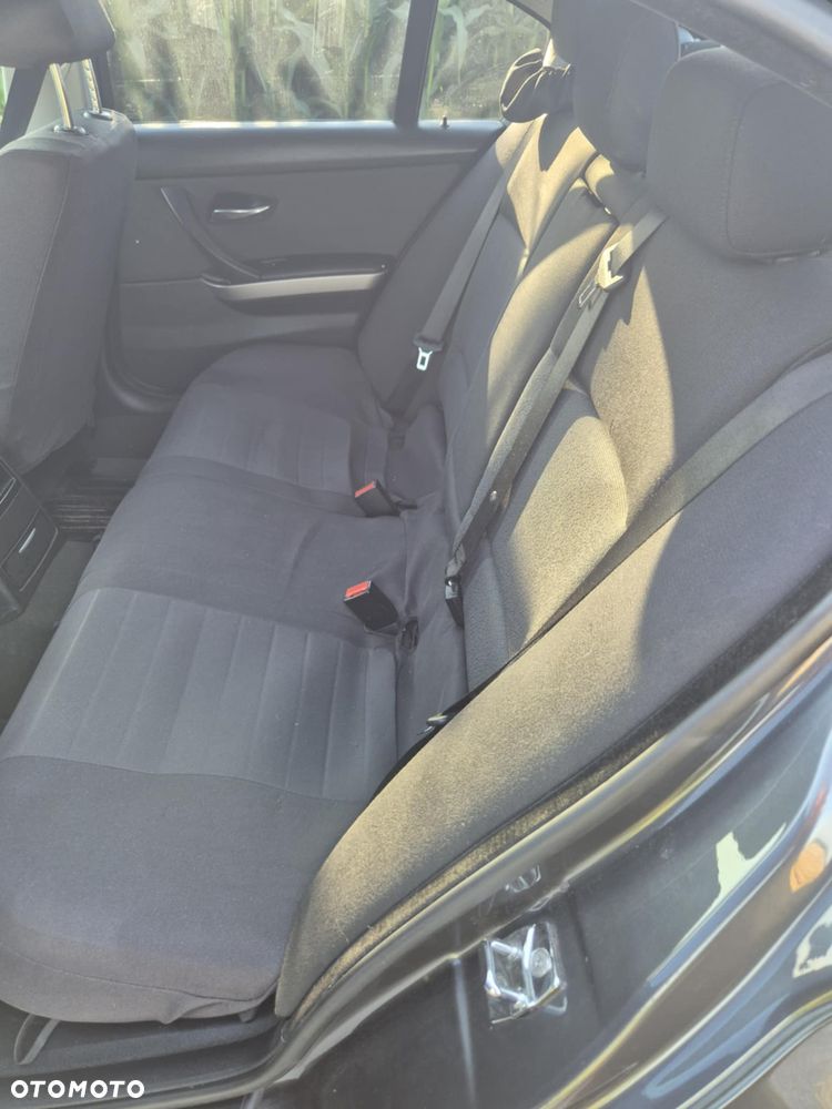 BMW Seria 3 320d - 11