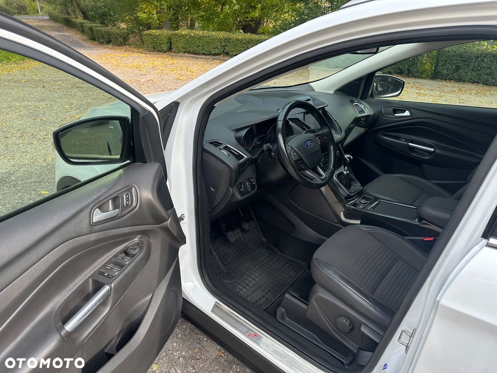 Ford Kuga 2.0 TDCi AWD Edition - 10