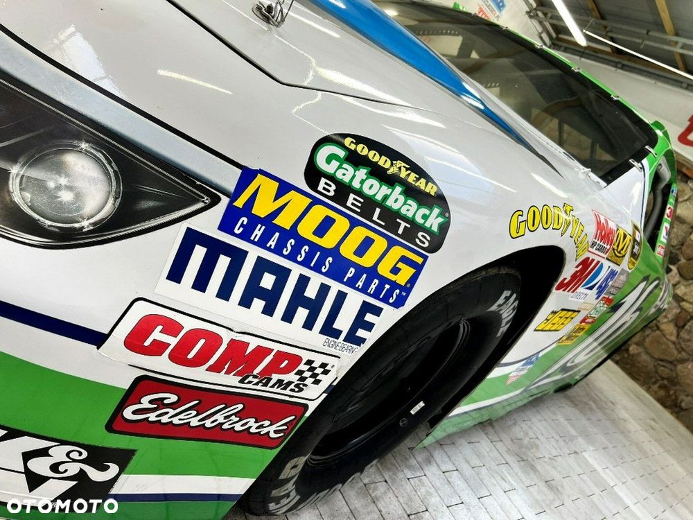 Ford Fusion - 31