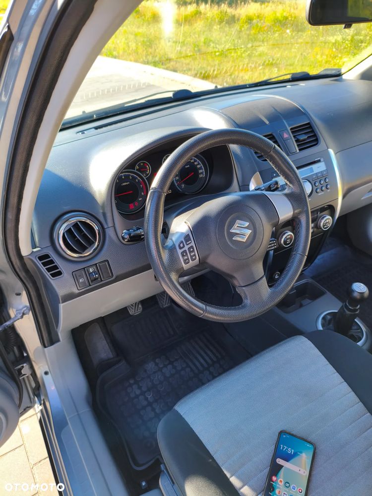 Suzuki SX4 1.6 VVT 4x2 Style - 12