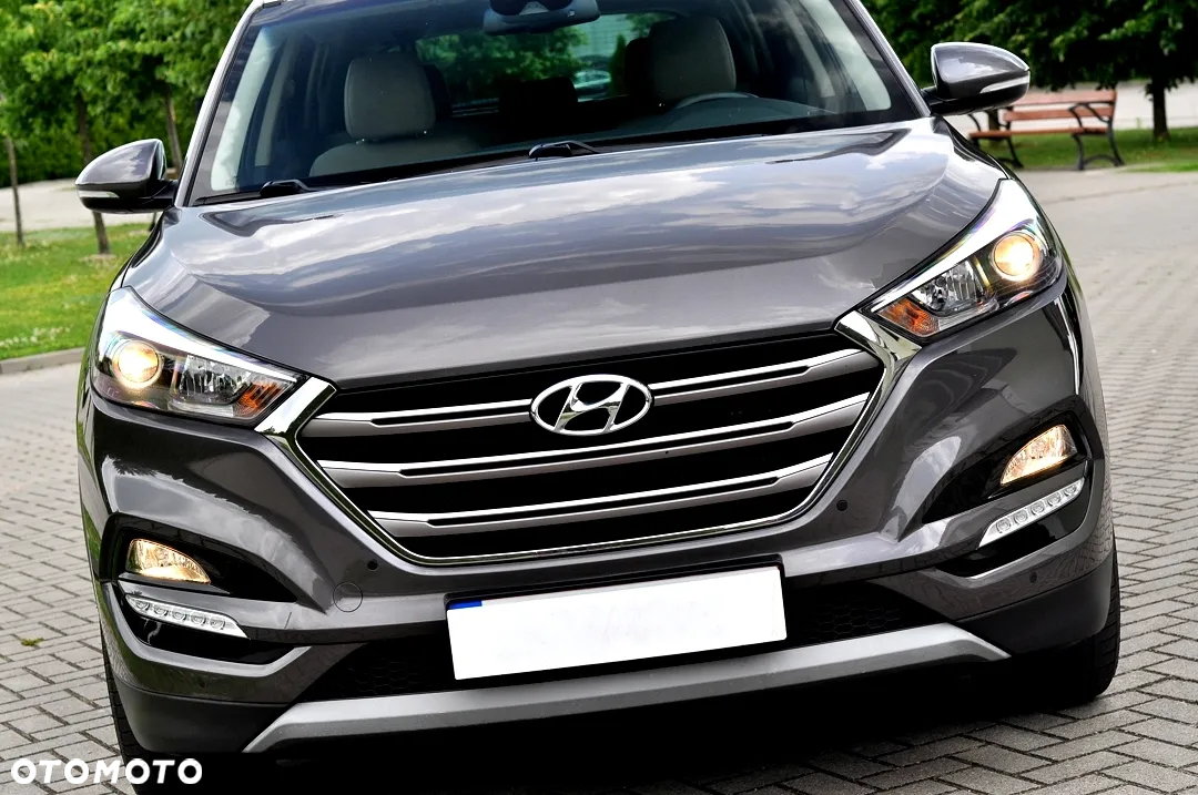 Hyundai Tucson 2.0 CRDI BlueDrive Style 2WD - 5