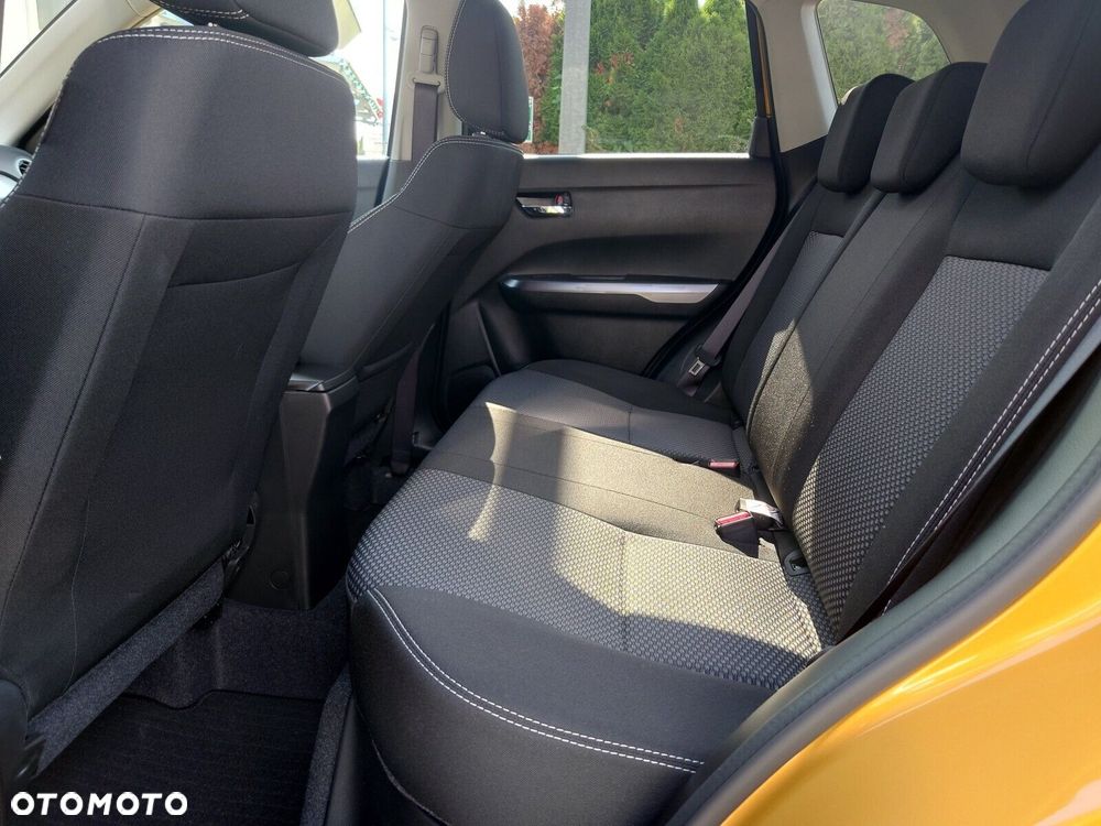Suzuki Vitara - 23