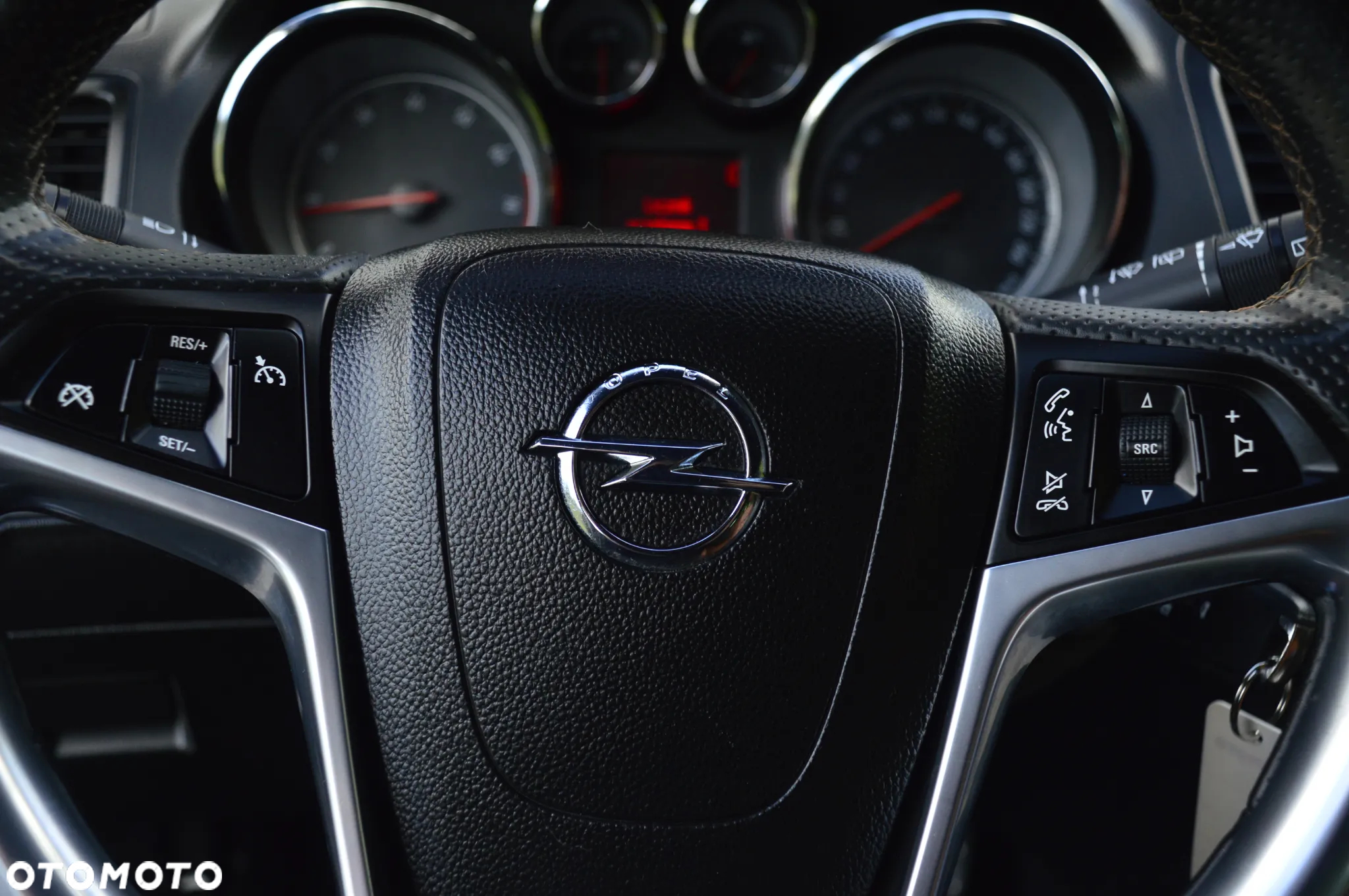 Opel Insignia 2.0 Turbo Sports Tourer Automatik Design Edition - 32