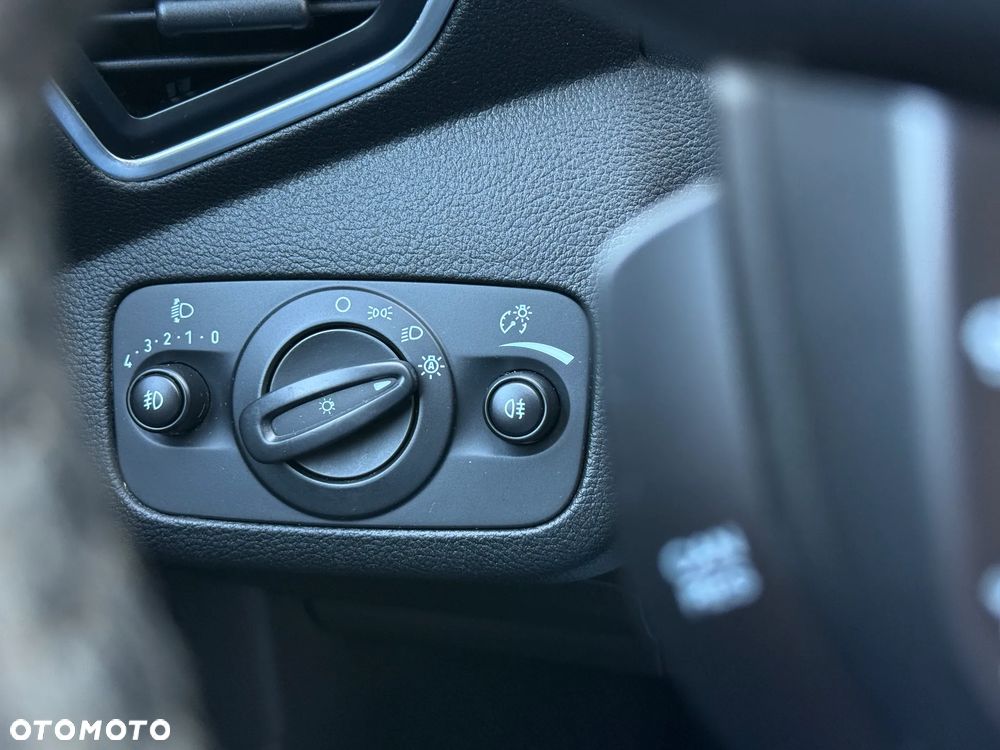 Ford Kuga - 38