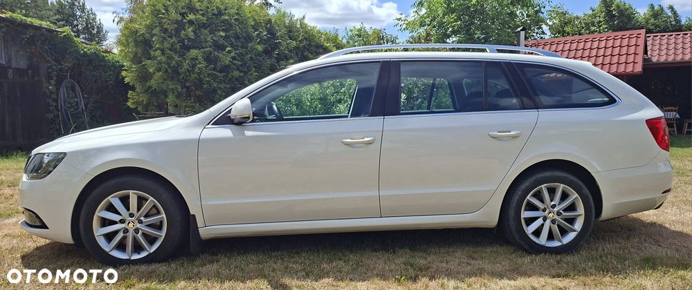 Skoda Superb 2.0 TDI Ambition - 8