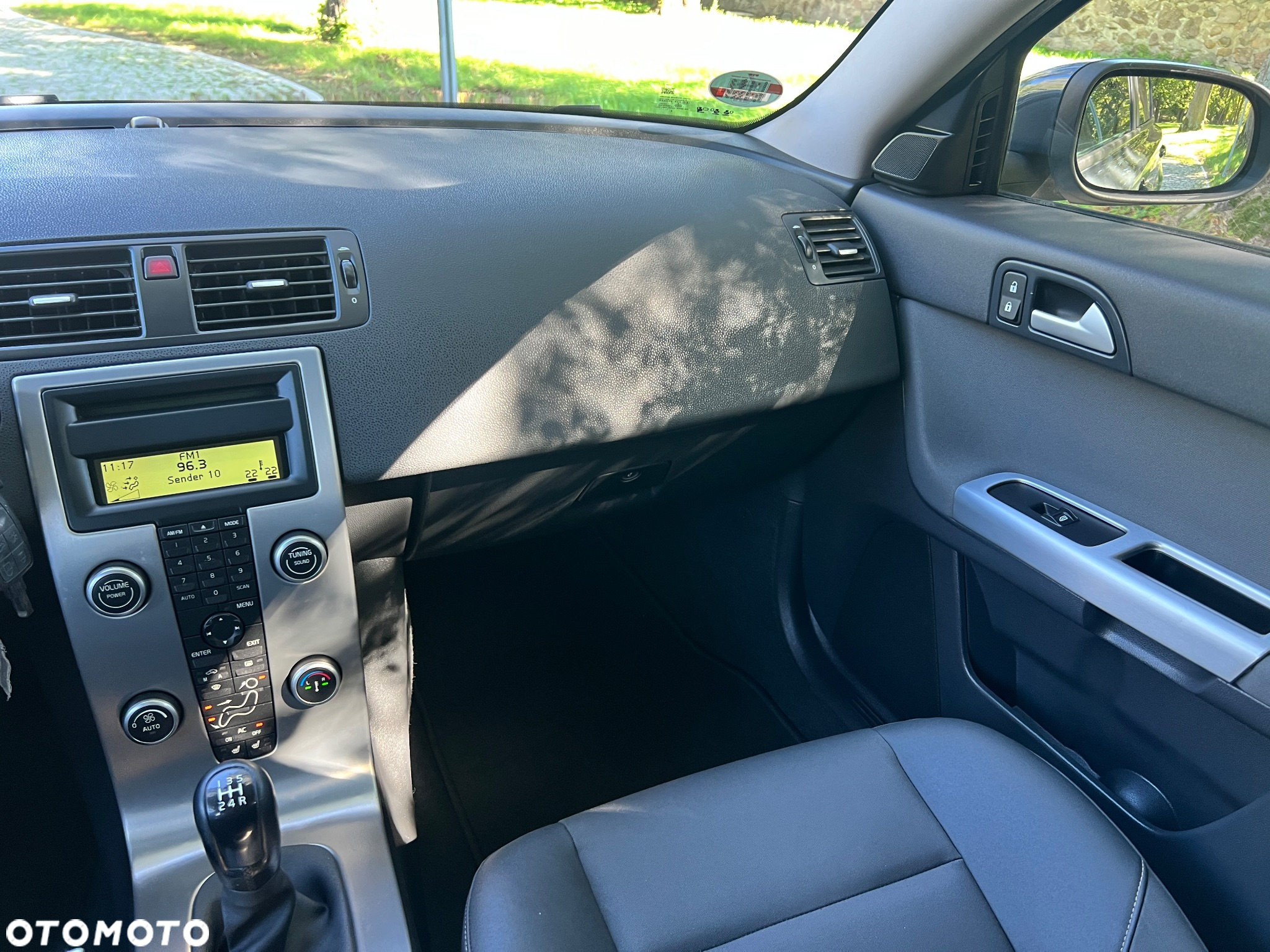 Volvo V50 1.8 Momentum - 25