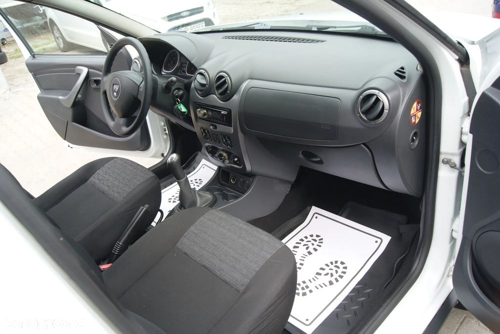 Dacia Duster 1.6 - 17