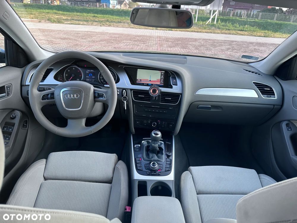 Audi A4 Limousine 2.0 TDI DPF Ambition - 28