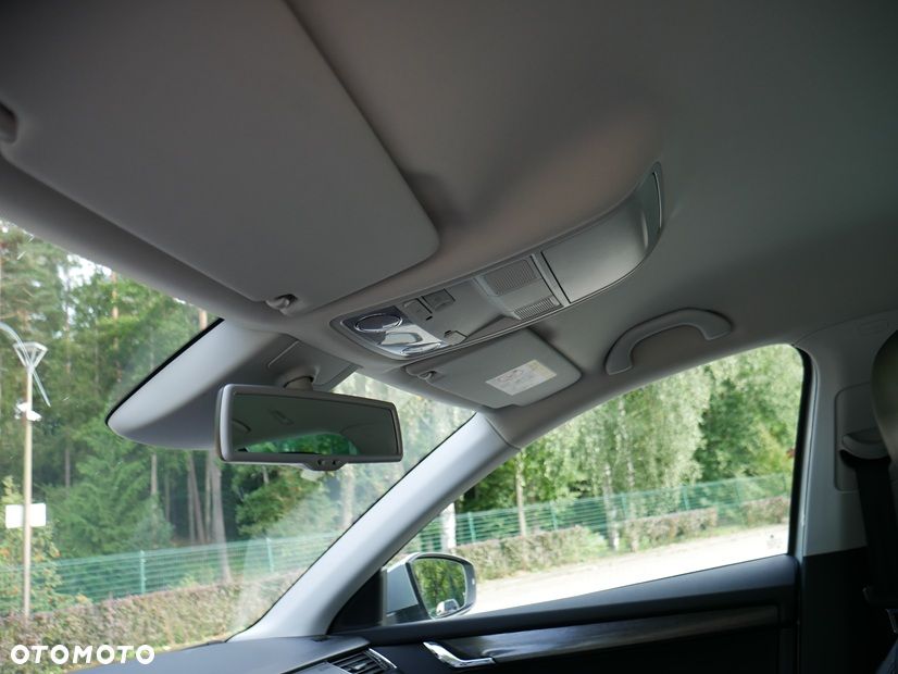 Skoda Octavia 2.0 TDI 4x4 DSG Scout - 30