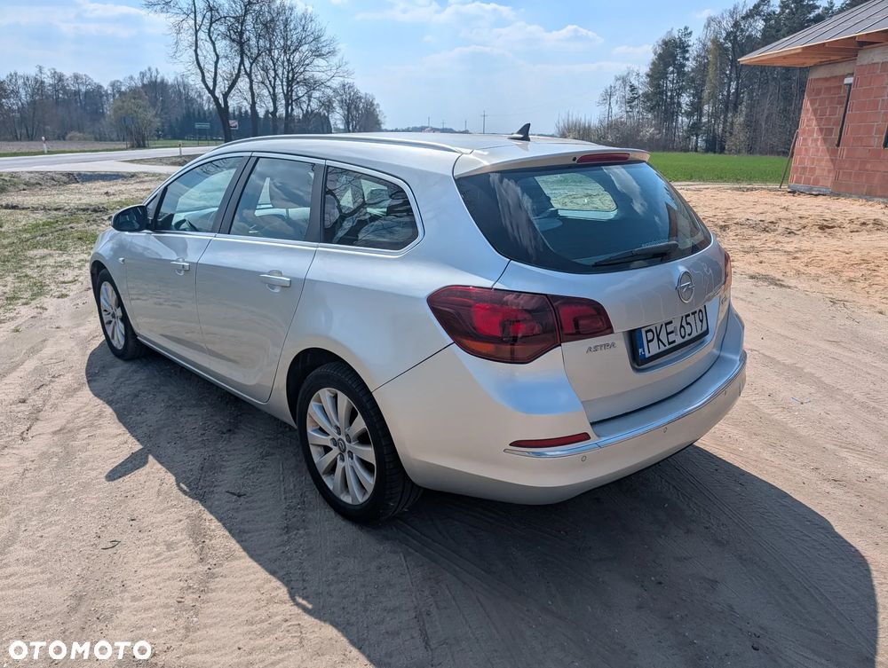 Opel Astra 1.7 CDTI DPF ecoFLEX TourerStart/Stop 105g Selection - 6
