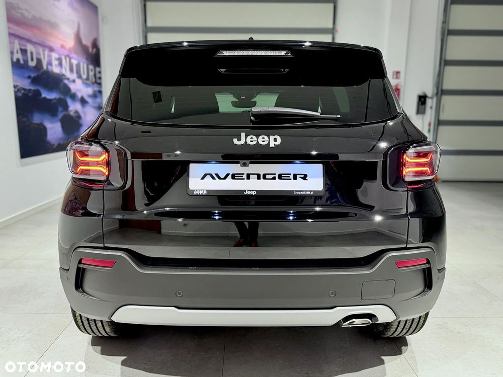 Jeep Avenger 1.2 T3 mHEV Summit FWD eDCT6 - 10