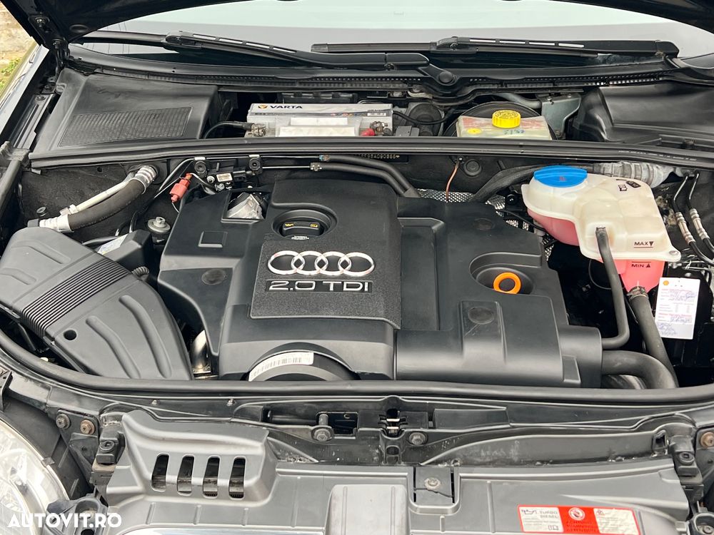 Audi A4 Avant 2.0 TDI - 12