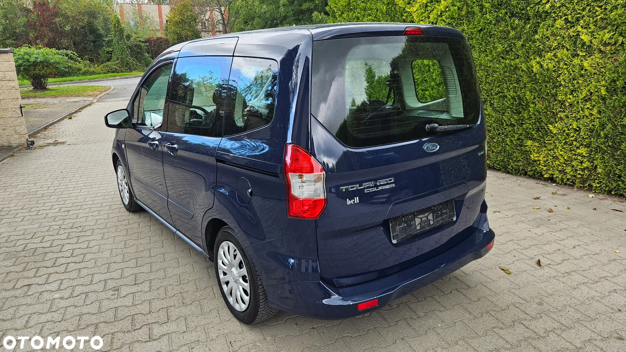 Ford Tourneo Courier 1.0 EcoBoost Trend - 4