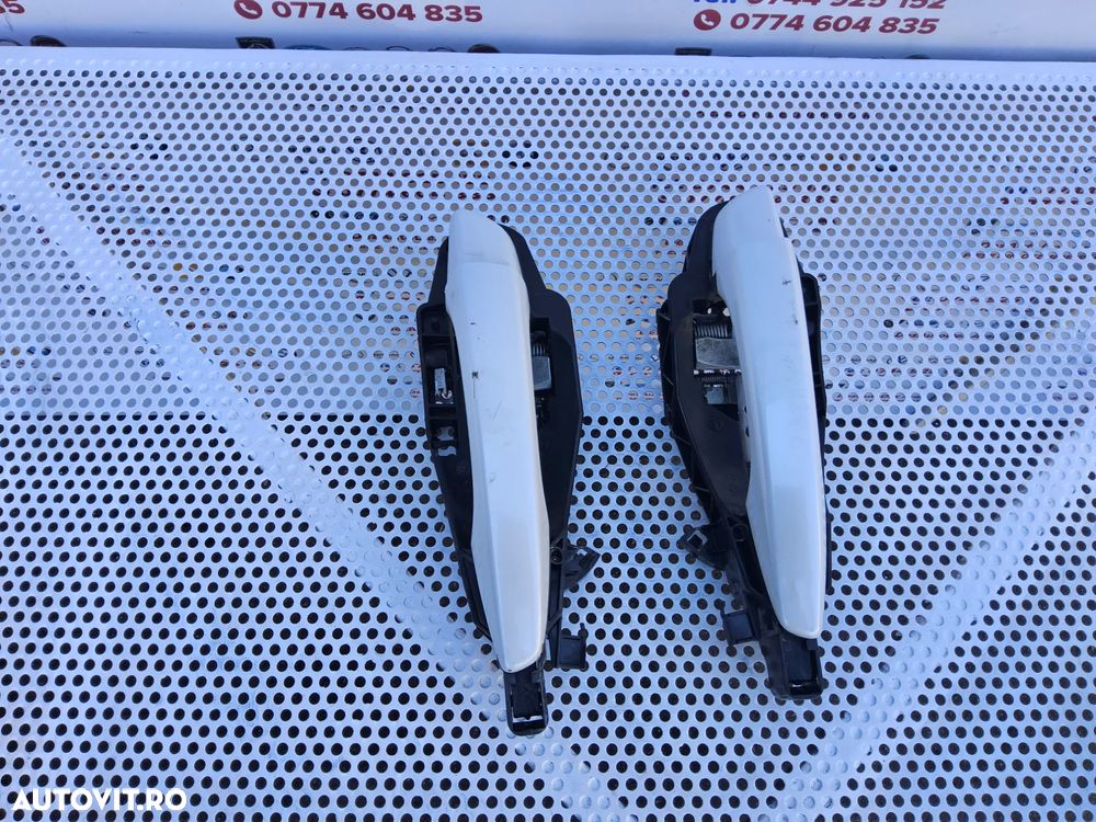 Mâner exterior Peugeot 3008 an 2016-2024 mânere fata Keyless stanga dreapta spate Peugeot 3008 II - 3