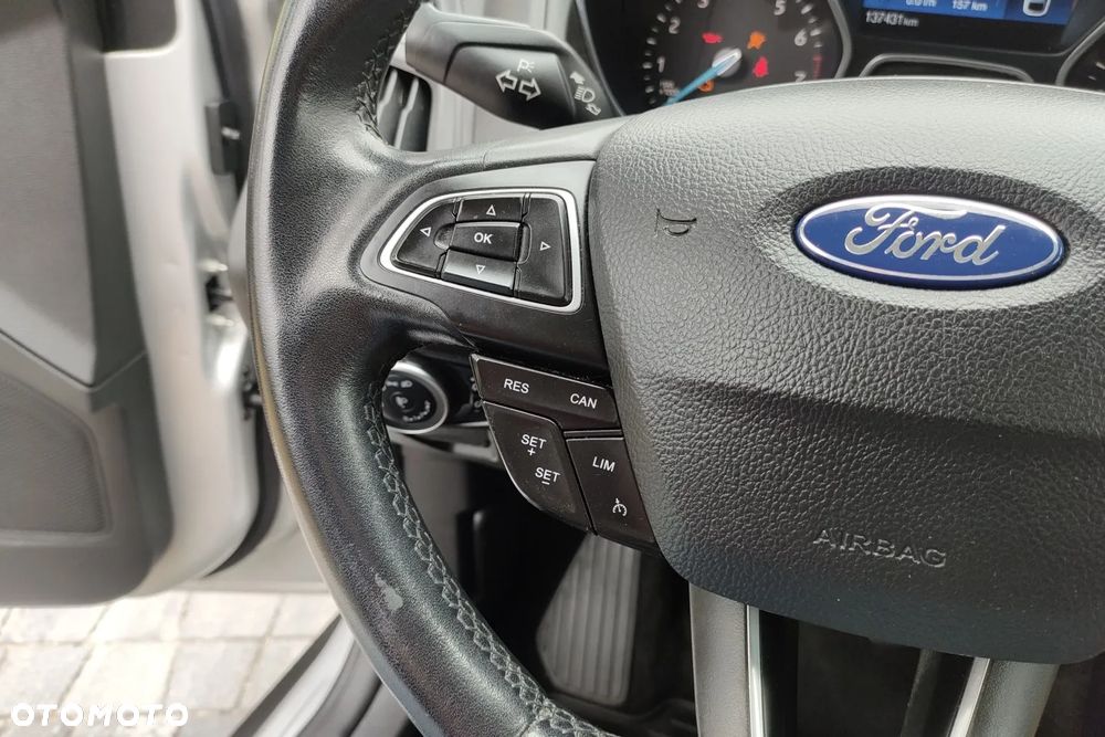 Ford Focus 1.0 EcoBoost Titanium - 11