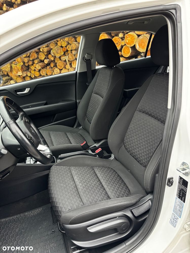 Kia Rio 1.0 T-GDI 120 DCT7 Spirit - 10