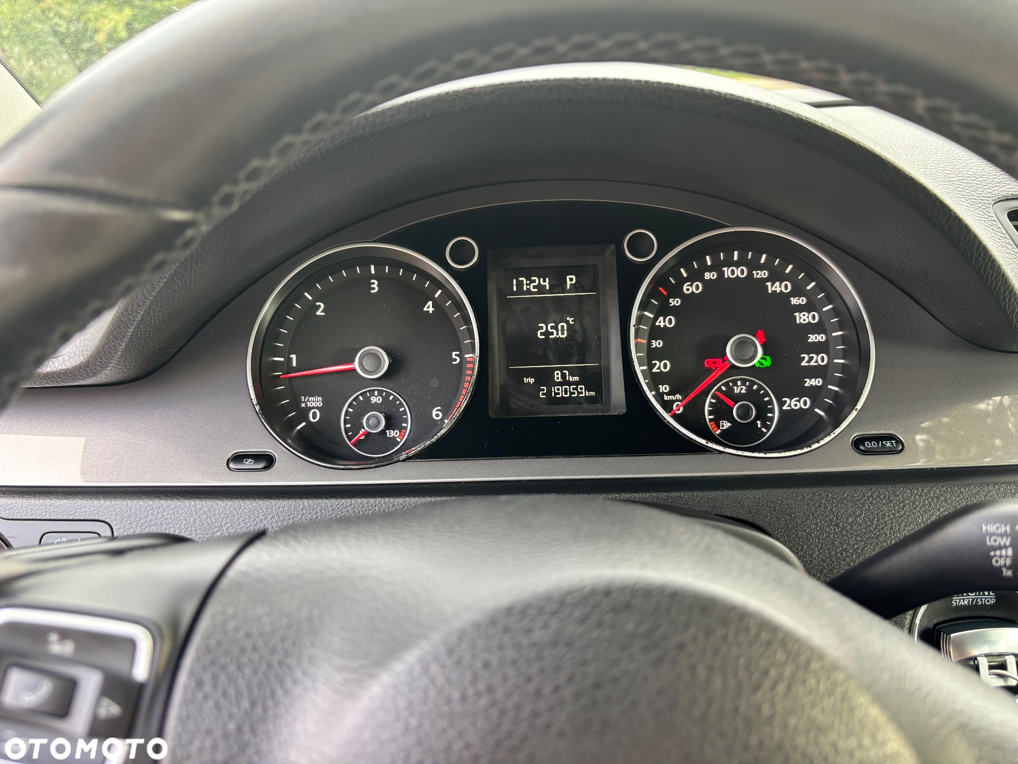 Volkswagen Passat 2.0 TDI Comfortline DSG - 13