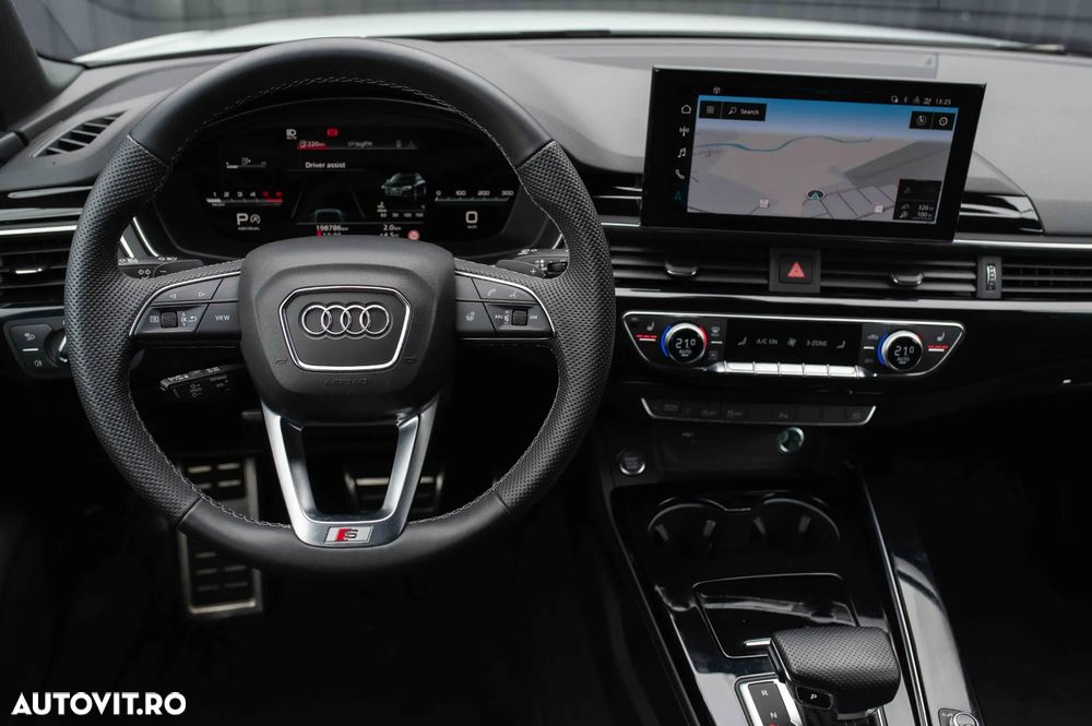 Audi A4 30 TDI S tronic S line - 29