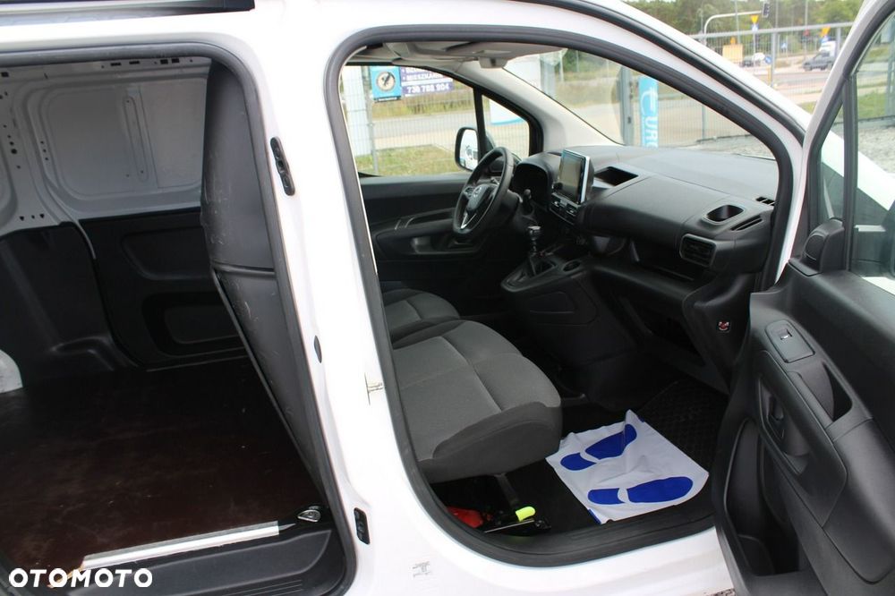 Opel Combo - 25