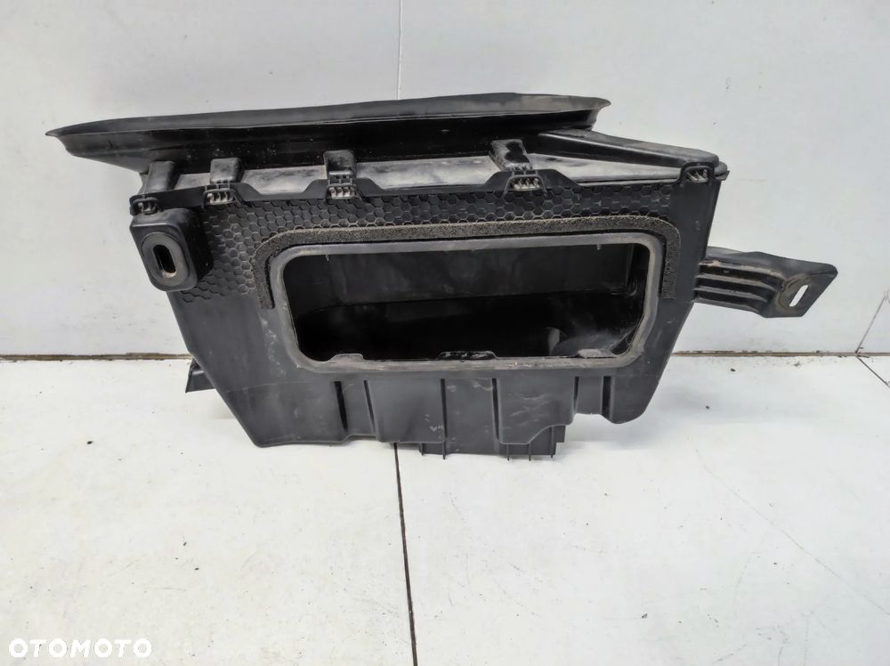 WLOT ŁAPACZ KIEROWNICA POWIETRZA KABINY EU VOLVO XC60 II 2 - 5