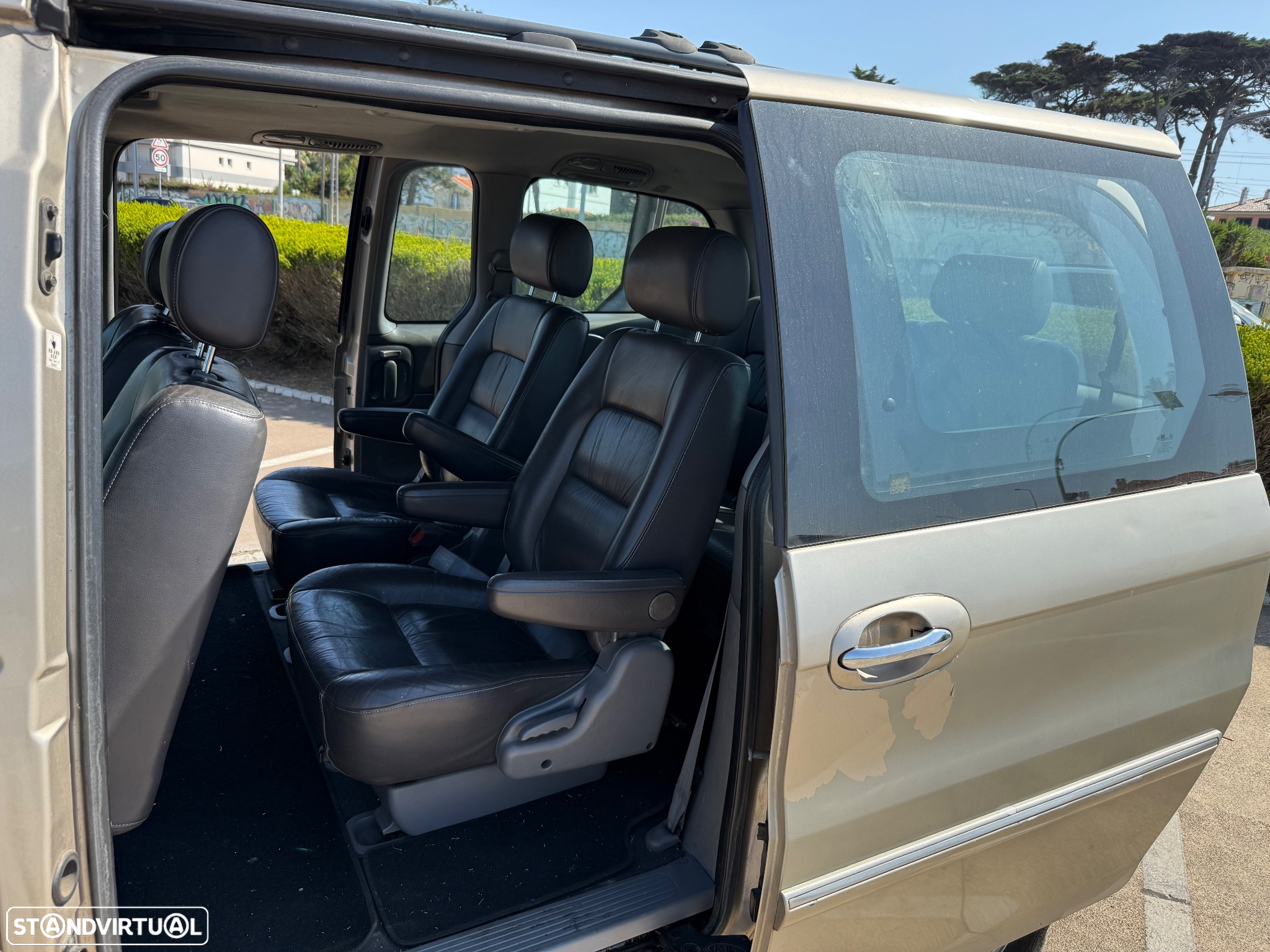Kia Carnival 2.9 CRDi EX Top - 10