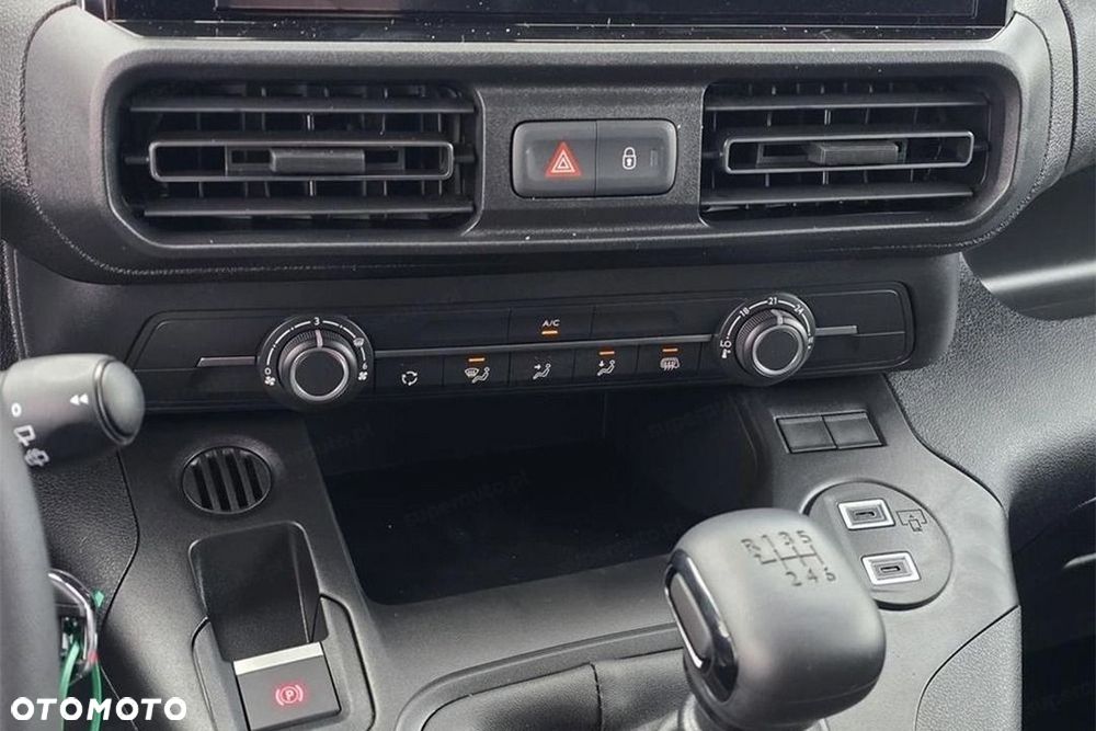Peugeot Partner Van XL L2H1 1.5 100KM - 15