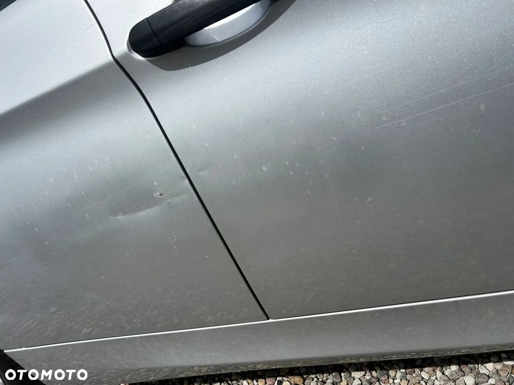 BMW Seria 3 - 12