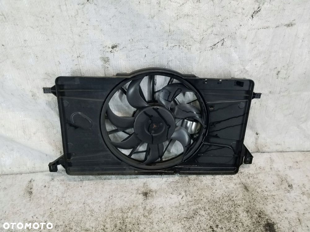 wentylator chłodnicy volvo v50 s40 ii 2.0 tdci 7m51-8c607-ab - 2