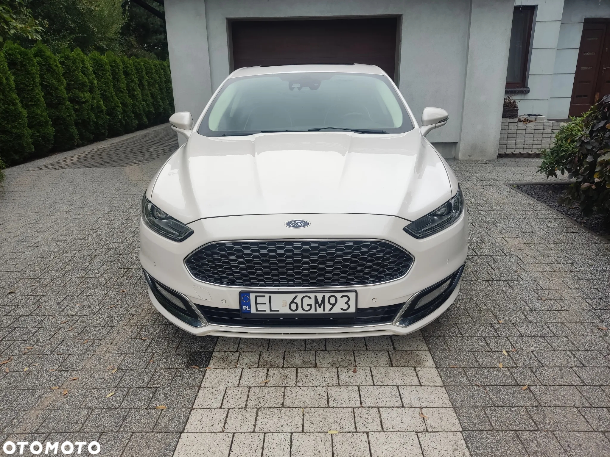 Ford Mondeo 2.0 Hybrid Vignale - 2
