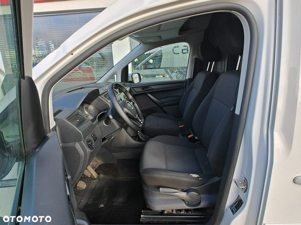 Volkswagen Caddy - 10