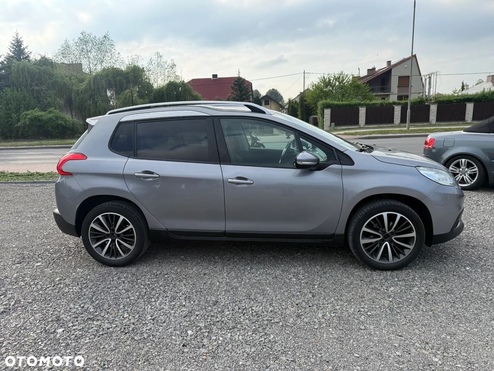 Peugeot 2008 e-HDi FAP 92 STOP & START Active - 14