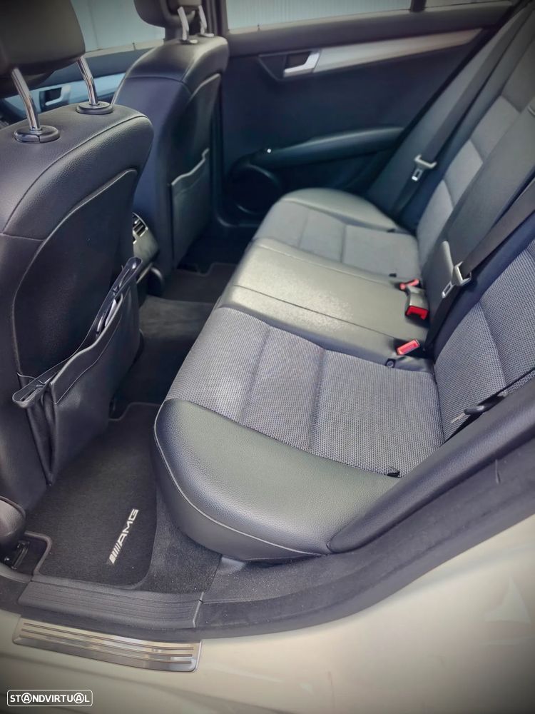 Mercedes-Benz C 220 (BlueTEC) d 7G-TRONIC AMG Line - 15