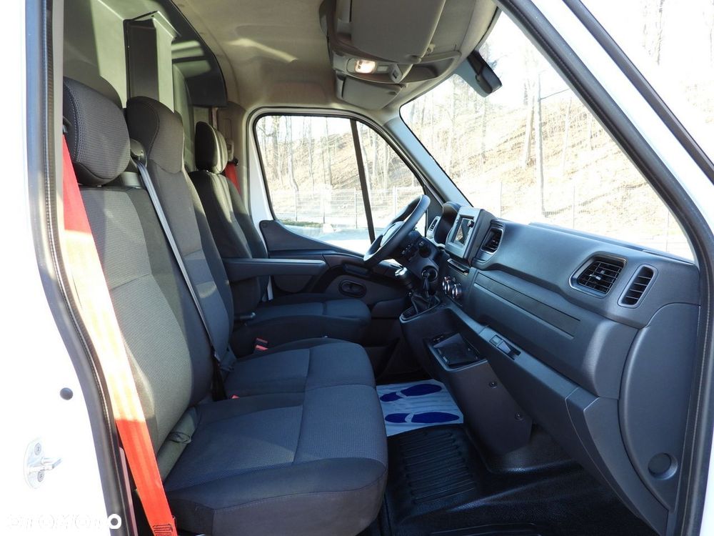 Renault MASTER FURGON CHŁODNIA  -10*C ZASILANIE 230V TEMPOMAT NAWIGACJA LEDY KLIMATYZACJA  150KM - 39