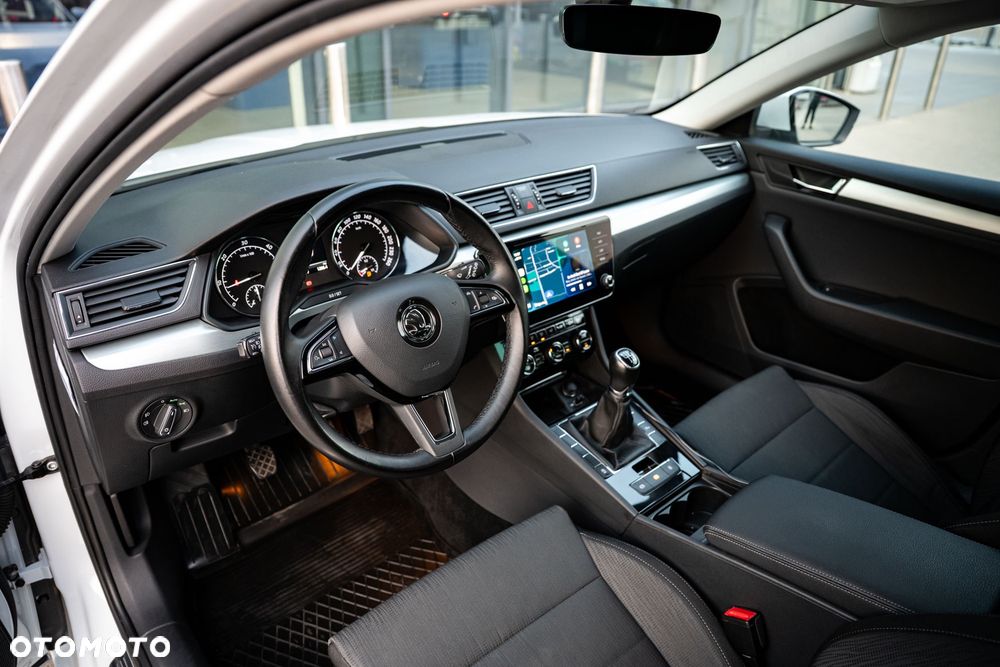 Skoda Superb 1.6 TDI Style - 10